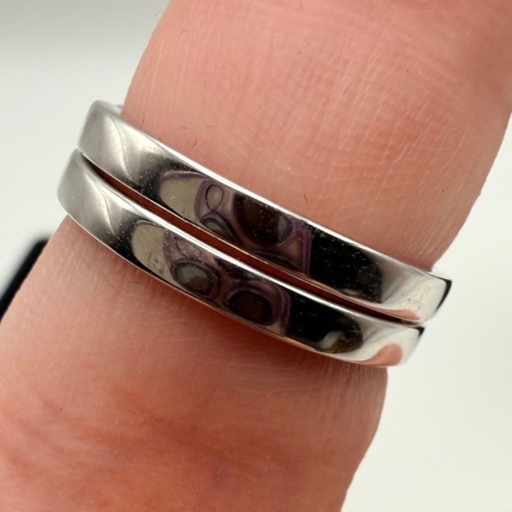 Sparkling Halo Engagement Ring Twist Band Cubic Zirconia Silver Tone Set size 6 - Picture 9 of 9
